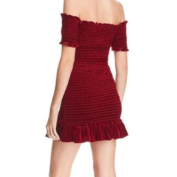 Aqua Brand Dress Burgundy Fitted Wide Neck Size Large L Above Knee Ruffle NEW - Picture 2 of 2